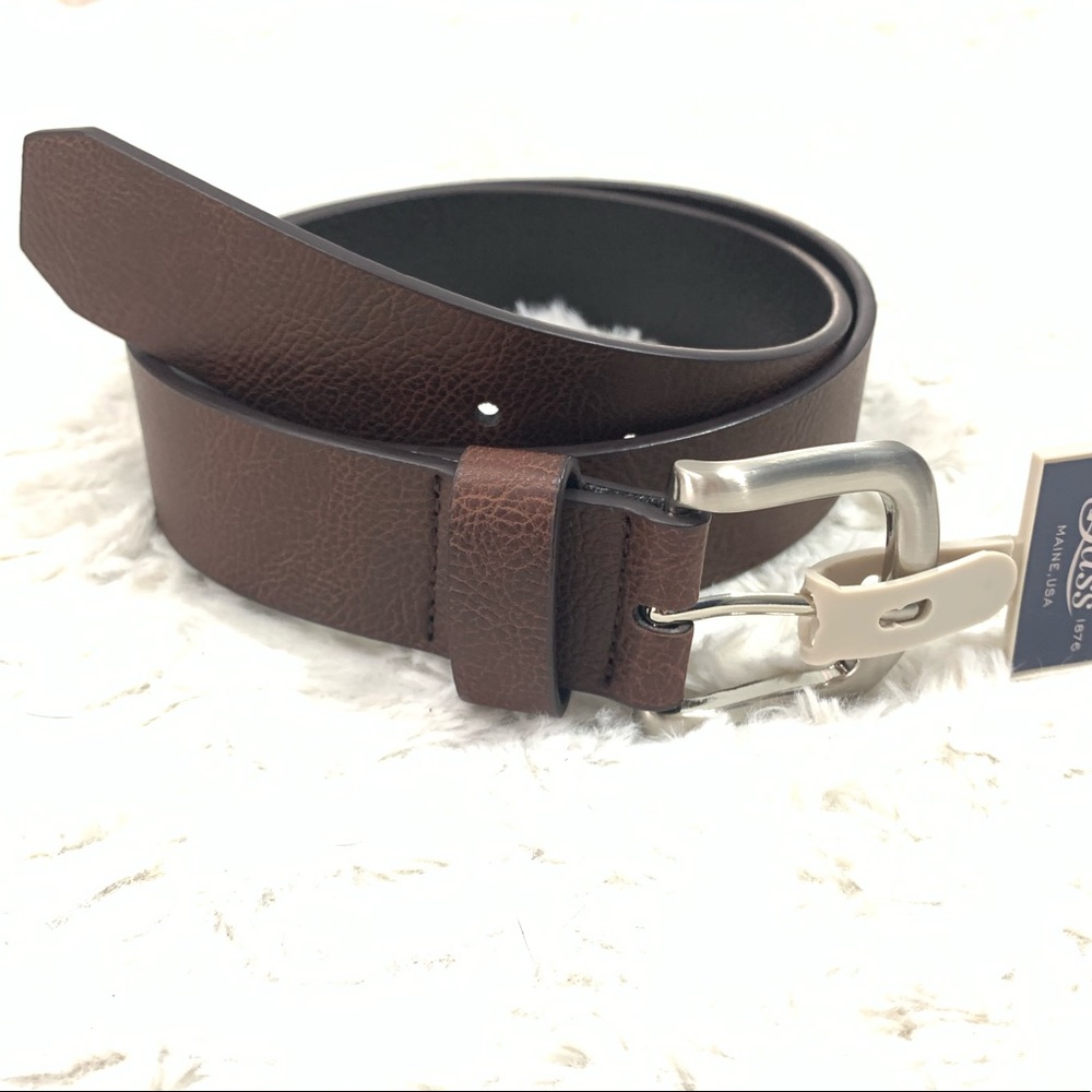 ⭐️3/$15⭐️ Bass Brown Genuine Leather Belt size Med